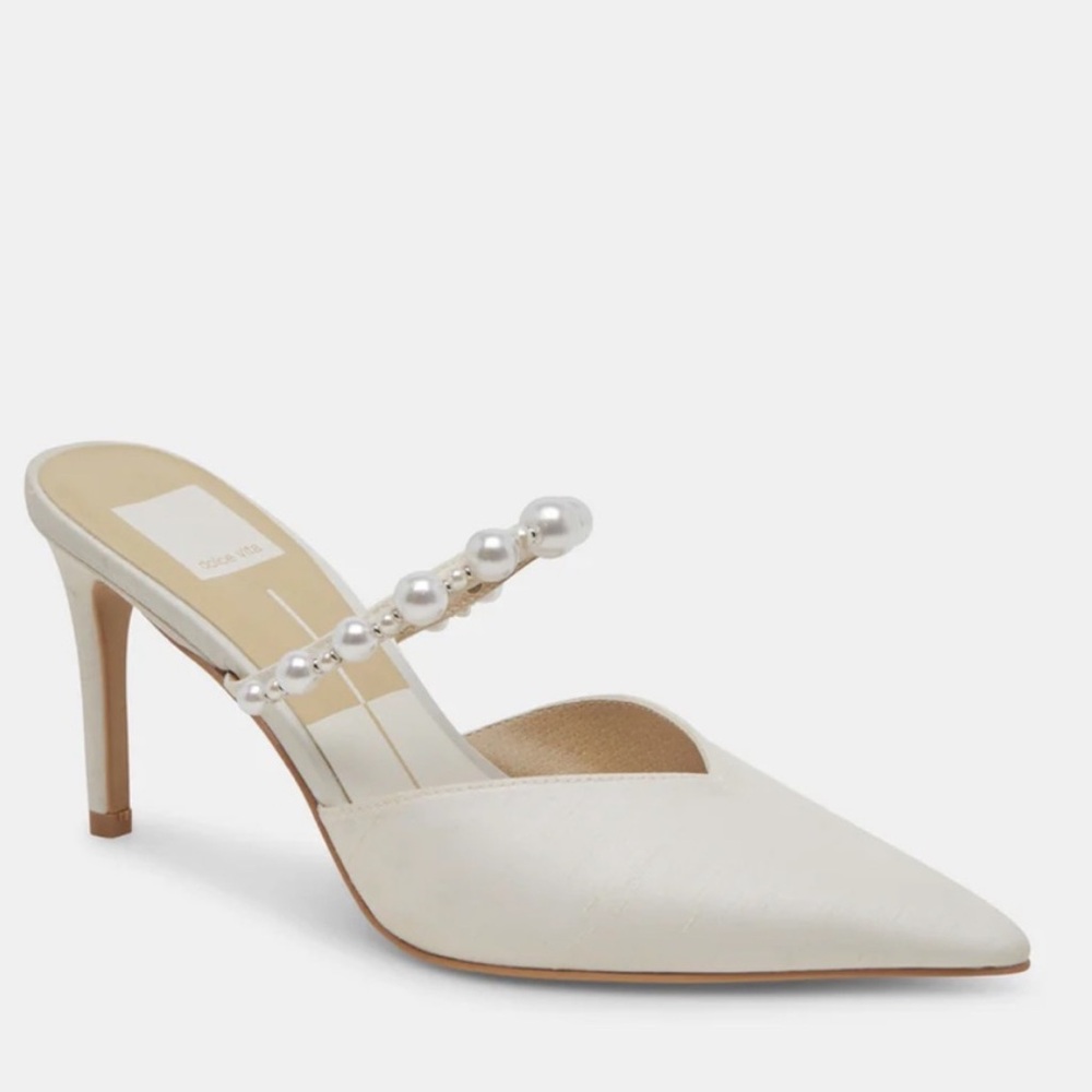 Dolce vita Kanika bridal heels in vanilla pearls